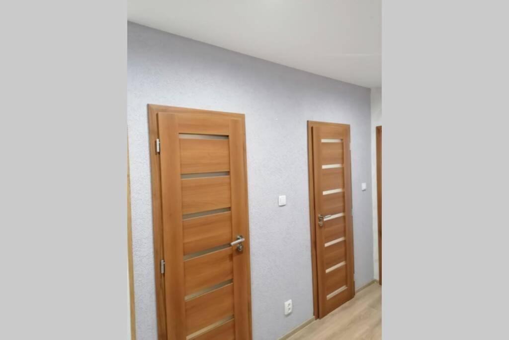 Apartman Blizko Hlavnej Stanice A Centra Mesta Bardejov Luaran gambar