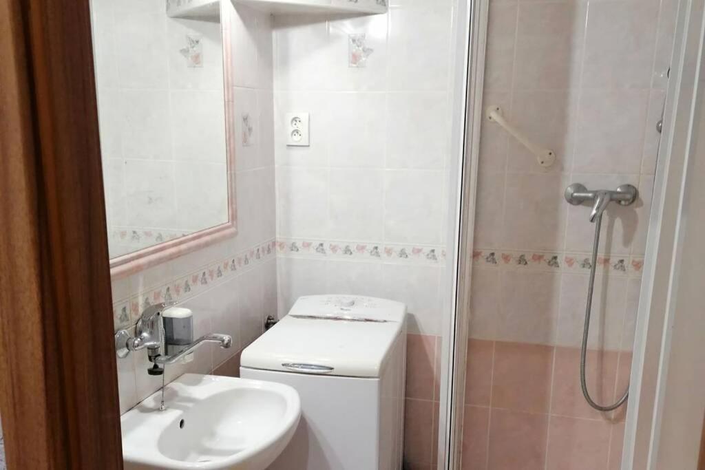 Apartman Blizko Hlavnej Stanice A Centra Mesta Bardejov Luaran gambar